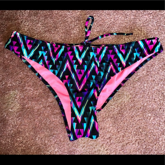 VS PINK bikini bottoms - Picture 1 of 10